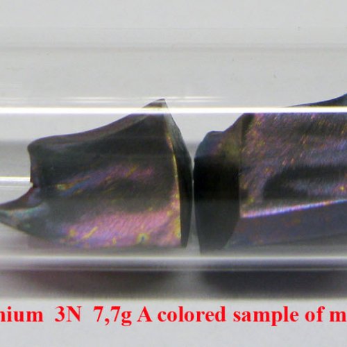 Neodym - Nd - Neodymium  3N  7,7g A colored sample of metal..jpg