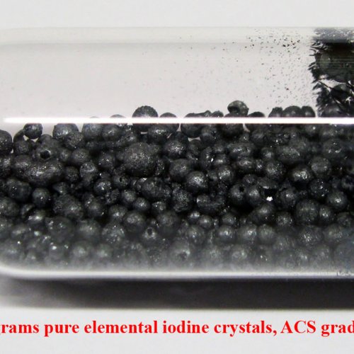 Jod - I - Iodum  25 grams pure elemental iodine crystals, ACS grade,3N.jpg