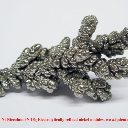 Nikl-Ni-Niccolum 3N 18g Electrolytically refined nickel nodules. 2.jpg