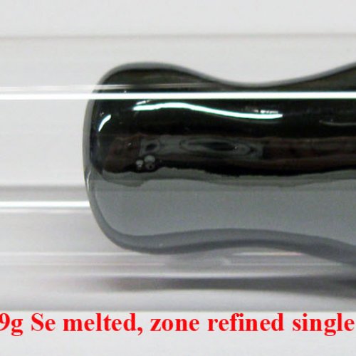 Selen - Se - Selenium 4N5 36,9g Se melted, zone refined single crystal. 1.jpg