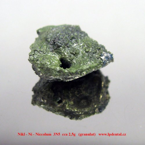 Nikl - Ni - Niccolum  Nickel pellets - melted by electromagnetic induction with oxide sufrace.
