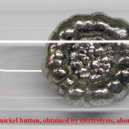Nikl - Ni - Niccolum. 3N Pure nickel button, obtained by electrolysis, about 22 grams..jpg
