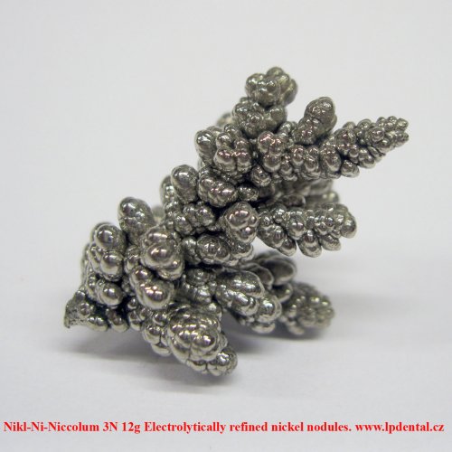 Nikl-Ni-Niccolum 3N 12g Electrolytically refined nickel nodules. 1.jpg