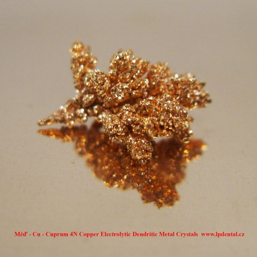 Měď - Cu - Cuprum 4N Copper Electrolytic Dendritic Metal Crystals 3.jpg