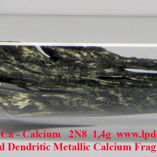 Vápník-Ca-Calcium  1.4g Distilled Dendritic Metallic Calcium Fragment..jpg