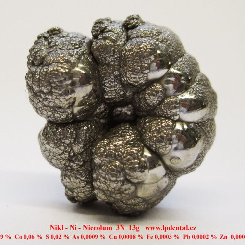 Nikl - Ni - Niccolum. Pure nickel button, obtained by electrolysis, about 13 grams.jpg.jpg
