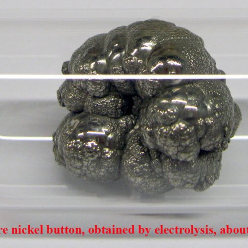 Nikl - Ni - Niccolum. 3N Pure nickel button, obtained by electrolysis, about 13 grams..jpg