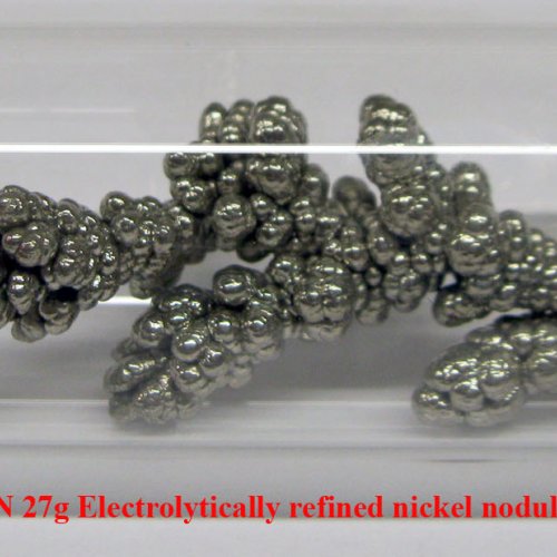 Nikl-Ni-Niccolum 3N 27g Electrolytically refined nickel nodules. 2.jpg