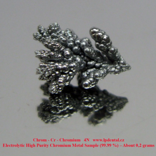 Chrom - Cr - Chromium Electrolitic dendritic crystals of Chromium.